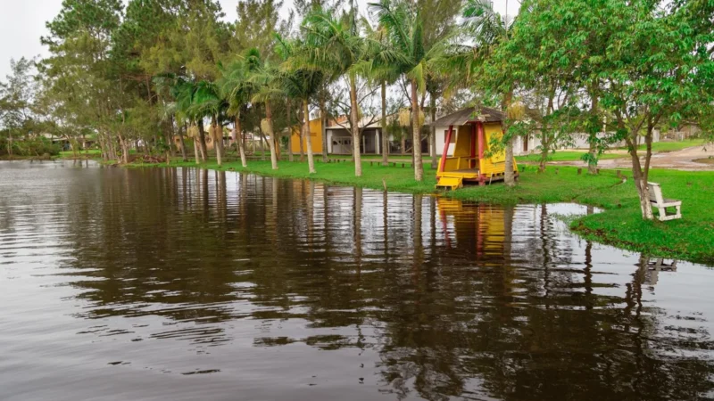 Lagoa da Tapera em Passo de Torres está limpa para receber turistas