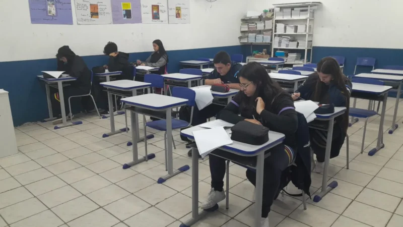 Simulado para alunos dos 5° e 9° anos para Escola de Formação