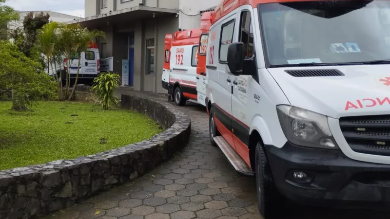 A região precisa se unir para reconstrução depois do tornado que atingiu a Amesc