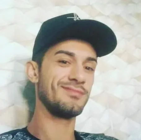 Homem morre ao ser atacado e ter levado mais de 30 facadas