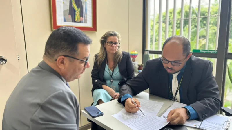Em Brasília, vereador Jair Anastácio apresenta pautas de Araranguá ao Governo Federal