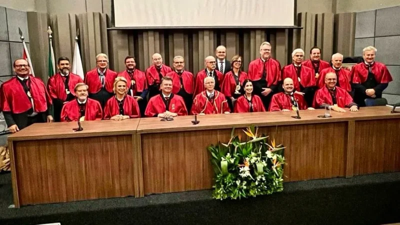 Apresentado o novo dono da cadeira 33 da Acalej