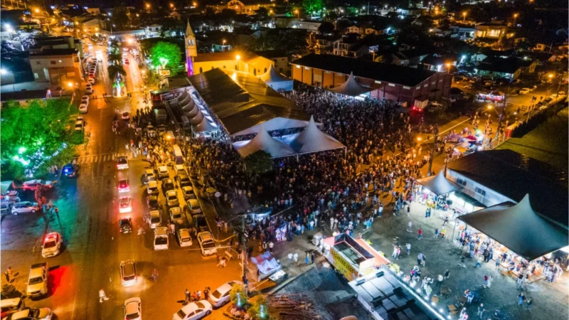 Grande público no Natal Iluminado de Ermo e no show de César Menotti e Fabiano