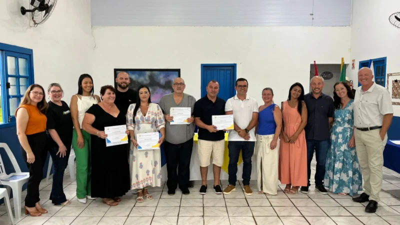 Membros do Conselho Tutelar são diplomados e empossados em Balneário Arroio do Silva