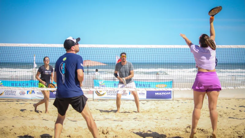 Torneio de Beach Tennis é sucesso em Balneário Arroio do Silva