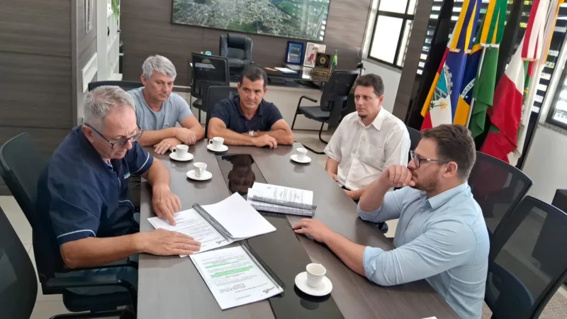 Presidente da Câmara convoca administração municipal para debate sobre plano diretor