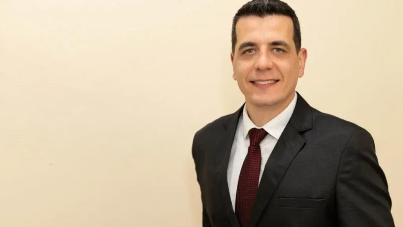 Pelo estado: estrevista com Willian Schmid