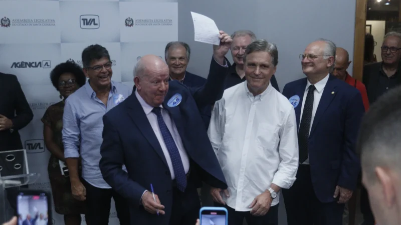 Dário Berger assina filiação no PSDB para disputar prefeitura de Florianópolis