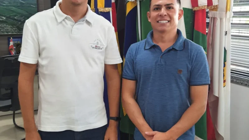 Vereador, Douglas Michels, recebe vereador de Meleiro para debater ronda policial na área rural