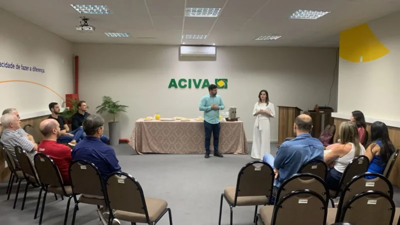 Vice-presidente regional sul da Facisc visita Aciva