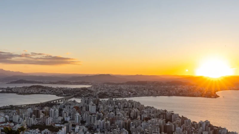 Semana começa em Santa Catarina com tempo firme e termina com chuva e frio