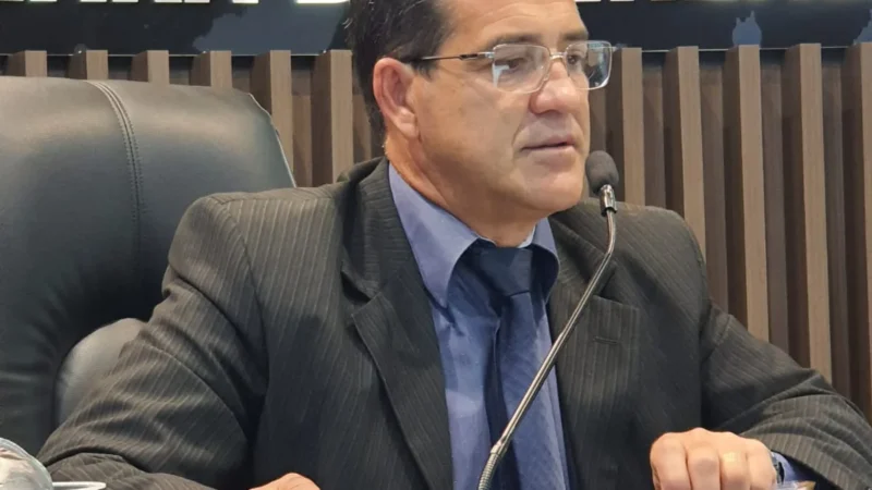Presidente da Câmara questiona indicadores econômicos do município