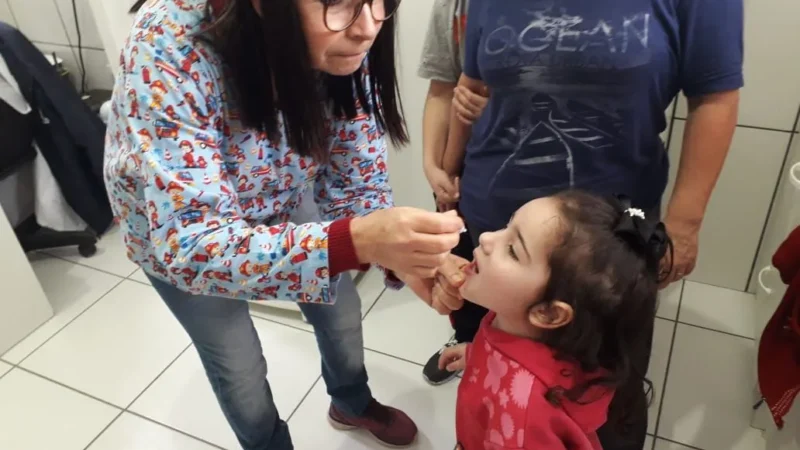 Inicia campanha de Poliomielite em Balneário Arroio do Silva