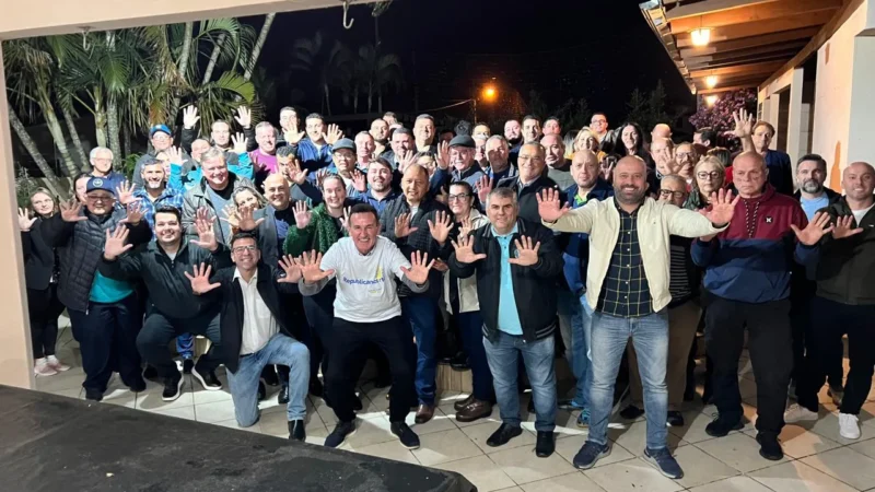 Governador em Sombrio e Araranguá, e Arroio?;  Republicanos com Goetten; e últimas costuras