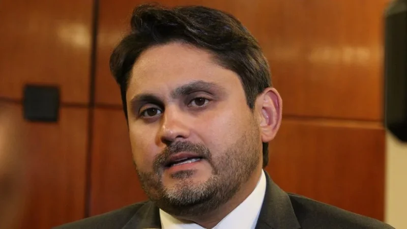 Pelo estado: ministro de Lula é indiciado por desvio de verba