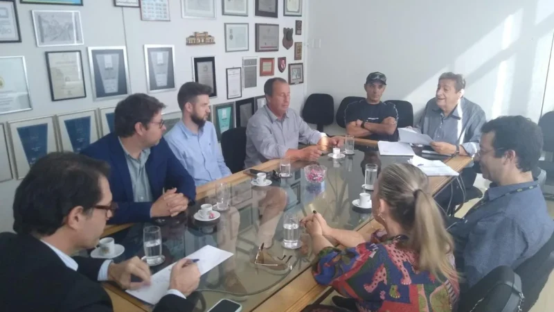 Governo do Estado leva serviços de saúde para pescadores de Florianópolis