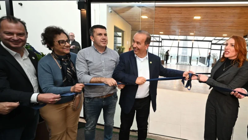 Jorginho Mello inaugura plataforma panorâmica no mirante da Boa Vista em Rancho Queimado