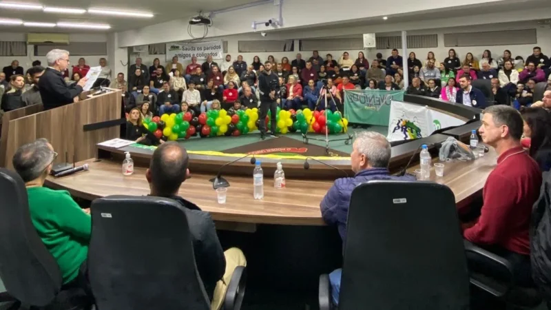 Convenção do MDB de Sombrio confirma Gislaine e Jeriel e apoio de 5 partidos; oposição ainda aguarda partidos