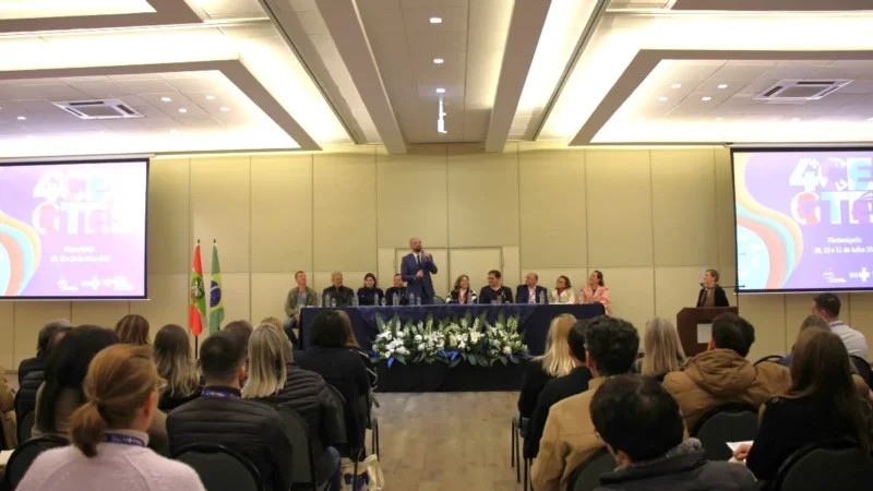 Conferência Estadual de Gestão do Trabalho e da Educação na Saúde de SC começa em Florianópolis