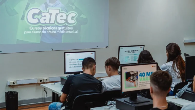Inscritos têm até esta terça para confirmar matrículas nos cursos técnicos do CaTec