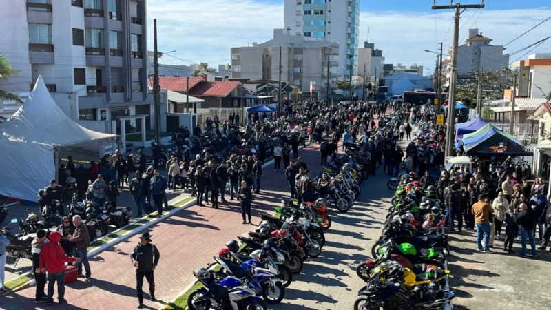 Moto Peixe lota a Avenida Getúlio Vargas reunindo motociclistas de diversas regiões