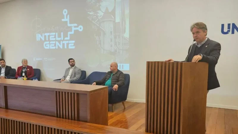 Governo do Estado e prefeitura de Brusque lançam piloto de programa de PPP de Cidades Inteligentes