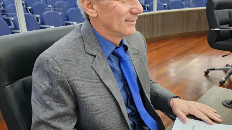 Vereador Paulinho aprova reconhecimento da utilidade pública da Associação Desafio Jovem