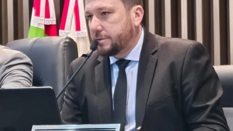 Vereador Samuca sugere que Cersul forneça energia para toda a cidade
