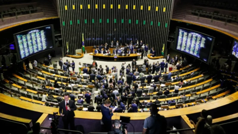Aprovado PLP 68/2024: conheça os impactos da regulamentação da Reforma Tributária no cotidiano dos catarinenses