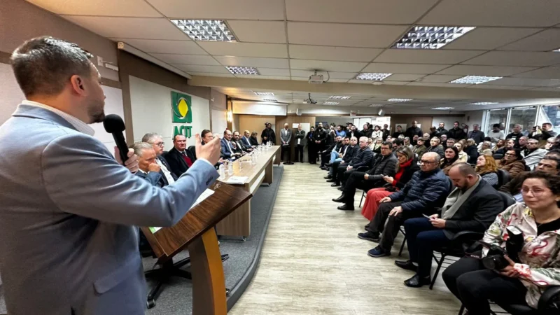 Emenda de R$ 5 milhões para projeto de dragagem da área do Porto de Laguna é formalizada
