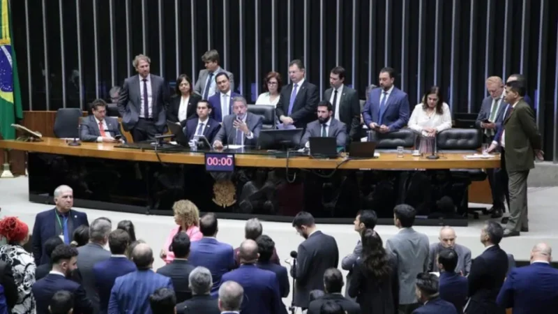 Pelo estado: sites estrangeiros antecipam cobrança de taxa