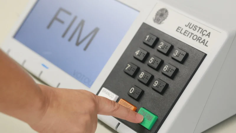 Com morte e renúncias, candidaturas a reeleição nas capitais saltam para 20 em 2024