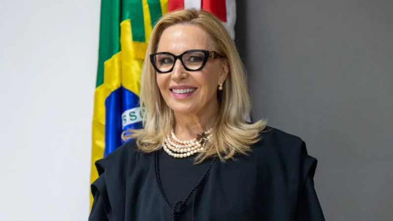 Pelo estado: entrevista com Desª. Maria do Rocio Luz Santa Ritta, Presidente do TRE-SC