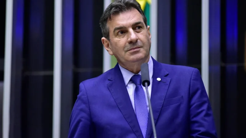 Pelo estado: entrevista com Valdir Cobalchini – presidente do Fórum Parlamentar Catarinense