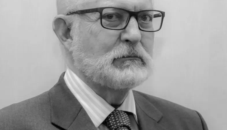 O Tribunal de NOTA DE PESAR