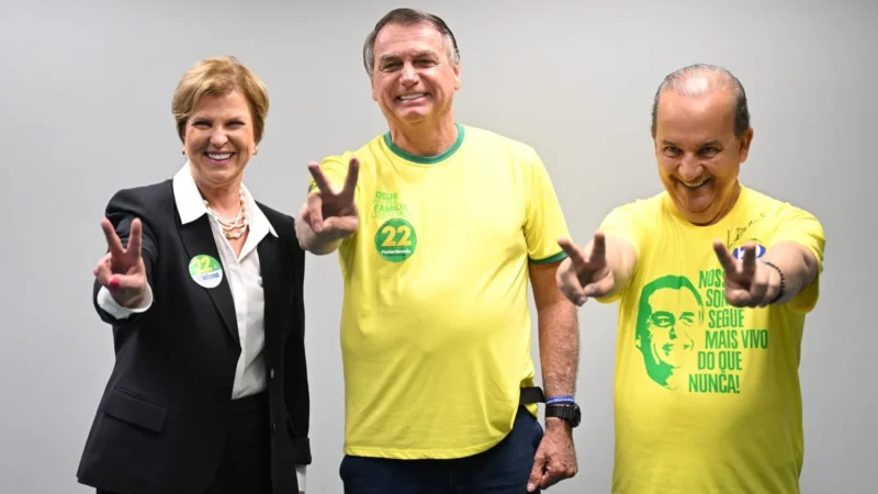 Pelo estado: Bolsonaro reforça apoio a candidatos do PL