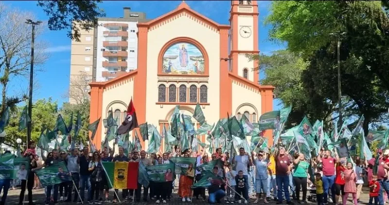 Após caminhada no Centro, Heriberto e Laerte intensificam campanha em Turvo