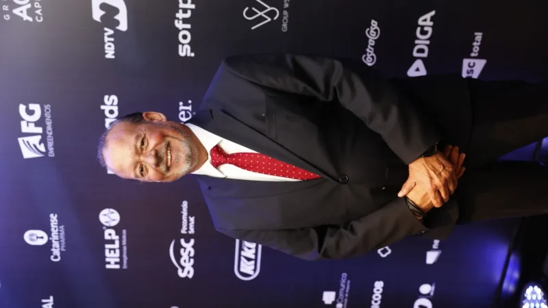 Pelo estado: entrevista com Ricardo Barbosa Lima, presidente da ADVB/SC