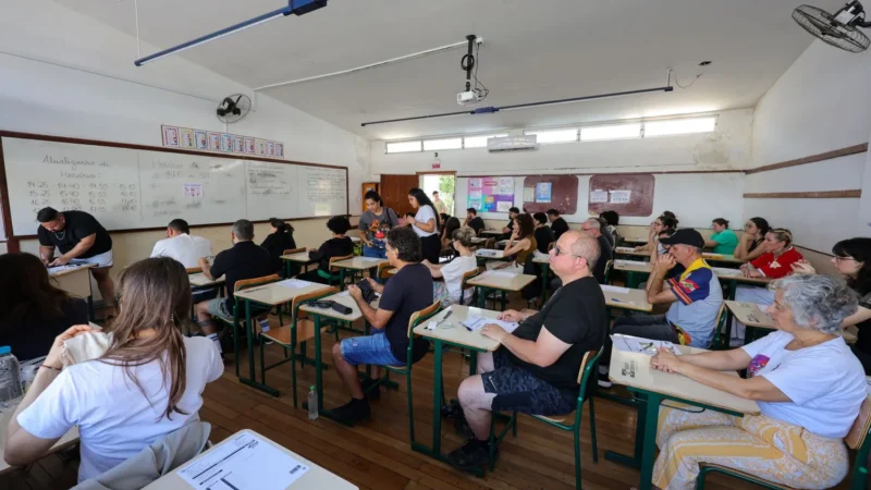Prova do maior concurso público da Educação de SC é realizada com sucesso e tem abstenção inferior a 9%       4o