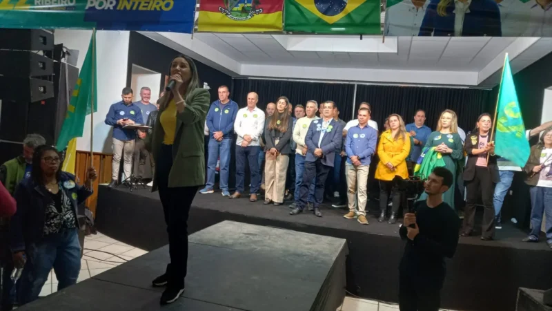 Andresa e Tubinho lançam campanha a prefeito e vice de Araranguá
