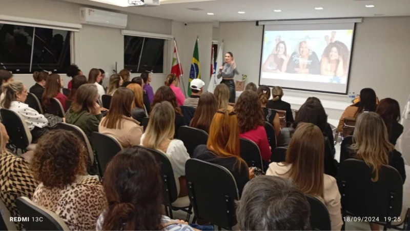 CDL realiza último encontro do projeto Mulheres que Brilham hoje na terça-feira