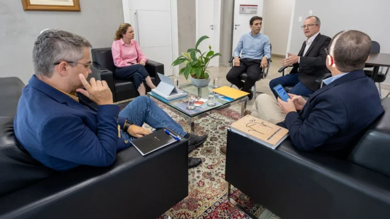 Presidente do Ciasc desmente fake news e entrega documentos do Saúde Digital ao TCE e MPSC