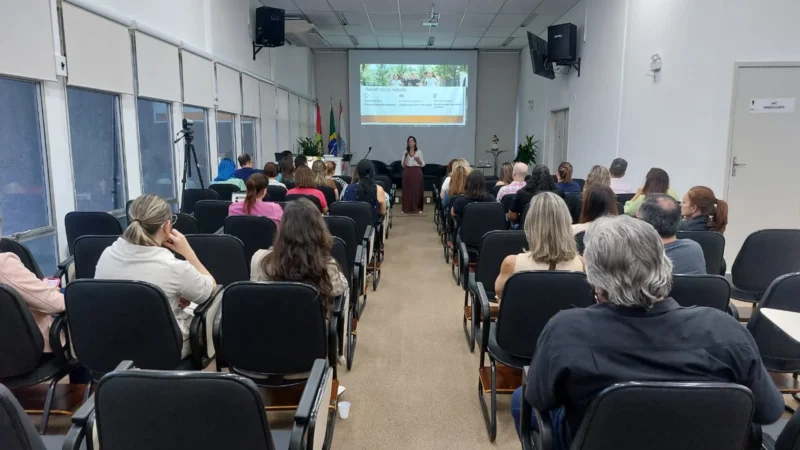 Educação apresenta novo Código de Conduta aos servidores