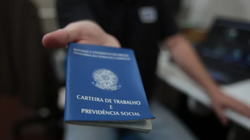 Taxa de desocupação de Santa Catarina cai para 2,8%, o menor percentual em 10 anos