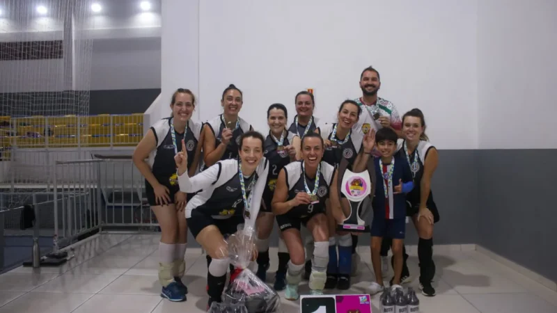 8ª Copa Master de Voleibol Feminino movimenta as quadras de Balneário Arroio do Silva