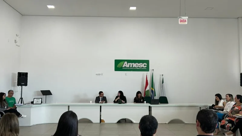 Roda de conversa foca atendimento a vítimas de violência doméstica