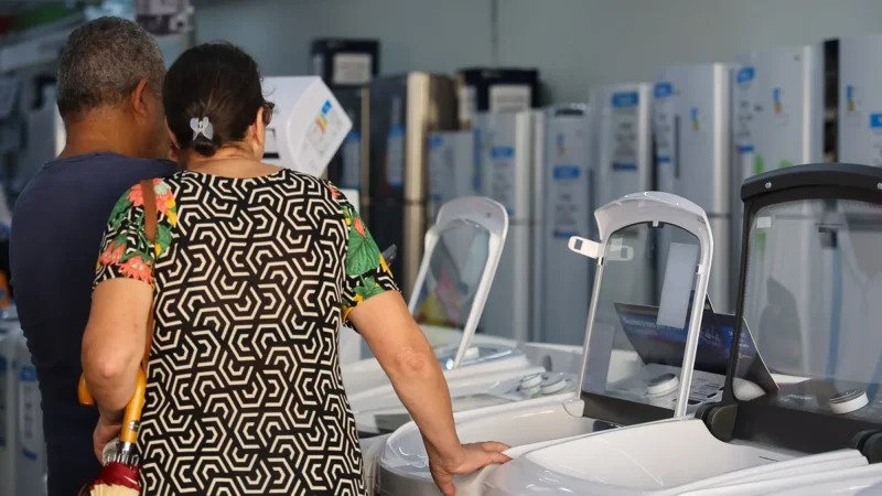 Com promoções atrativas ao consumidor, Black Friday movimenta a economia catarinense