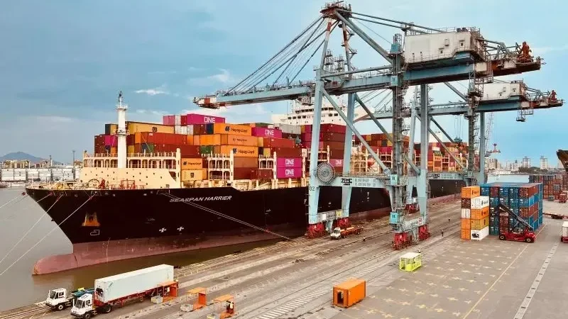 Pelo estado: quem fica com o Porto de Itajaí?