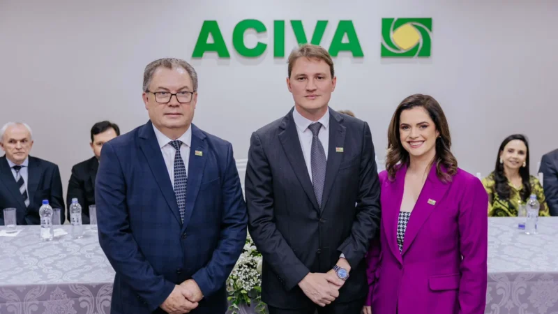 Nova diretoria da ACIVA toma posse e empresário Guilherme May assume presidência