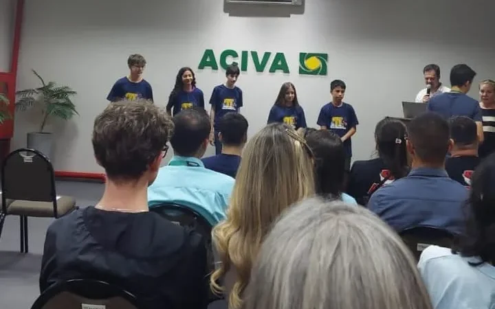 Aluna da rede municipal é finalista do iv prêmio aciva de matemática